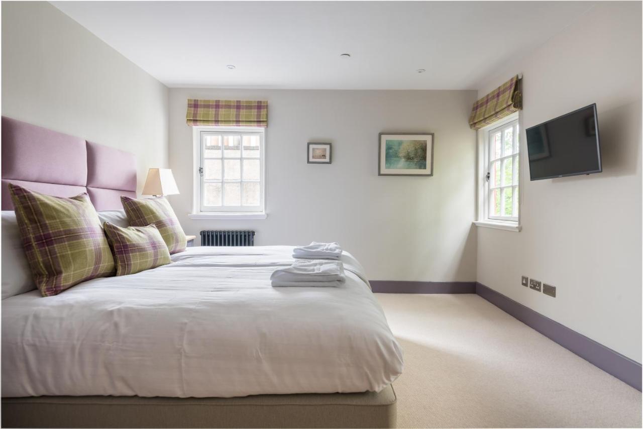 Amazing Penthouse, Stunning Views, Castle 2 Mins Apartment Edinburgh Exterior photo