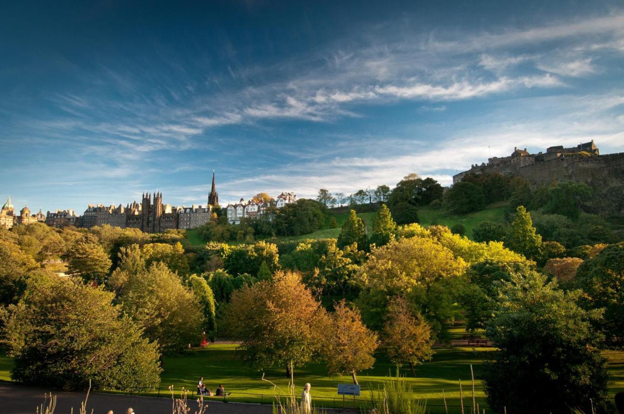 Amazing Penthouse, Stunning Views, Castle 2 Mins Apartment Edinburgh Exterior photo
